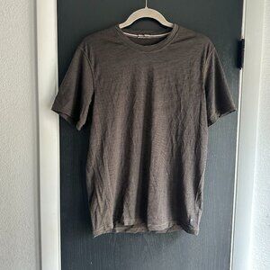 100% Merino Wool Smartwool Short Sleeve Shirt, Medium